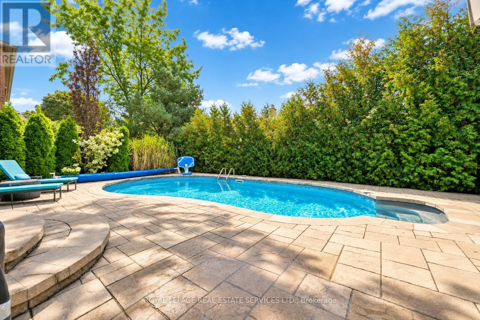 360 RIVER OAKS BOULEVARD W