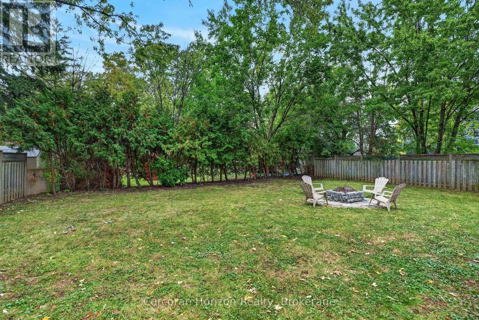 2223 GLENWOOD SCHOOL DRIVE