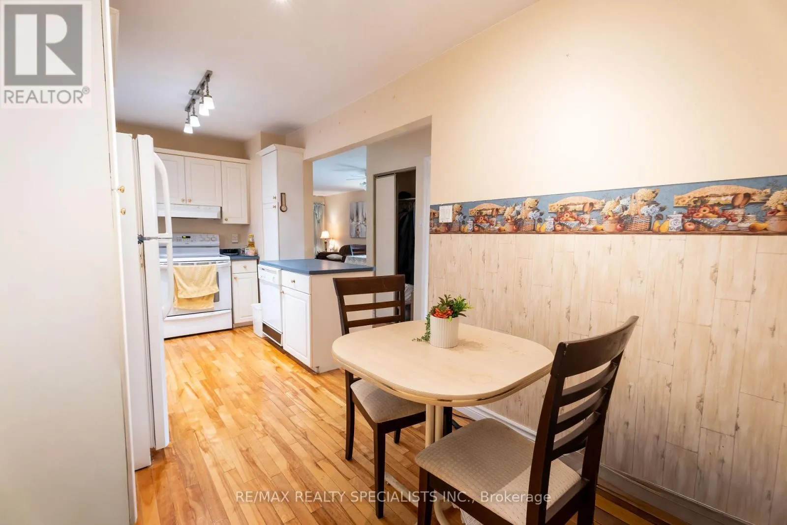 26 VIVALDI CRESCENT