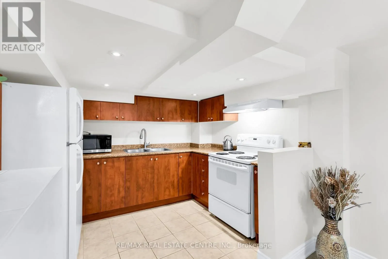 43 DELPHINIUM WAY