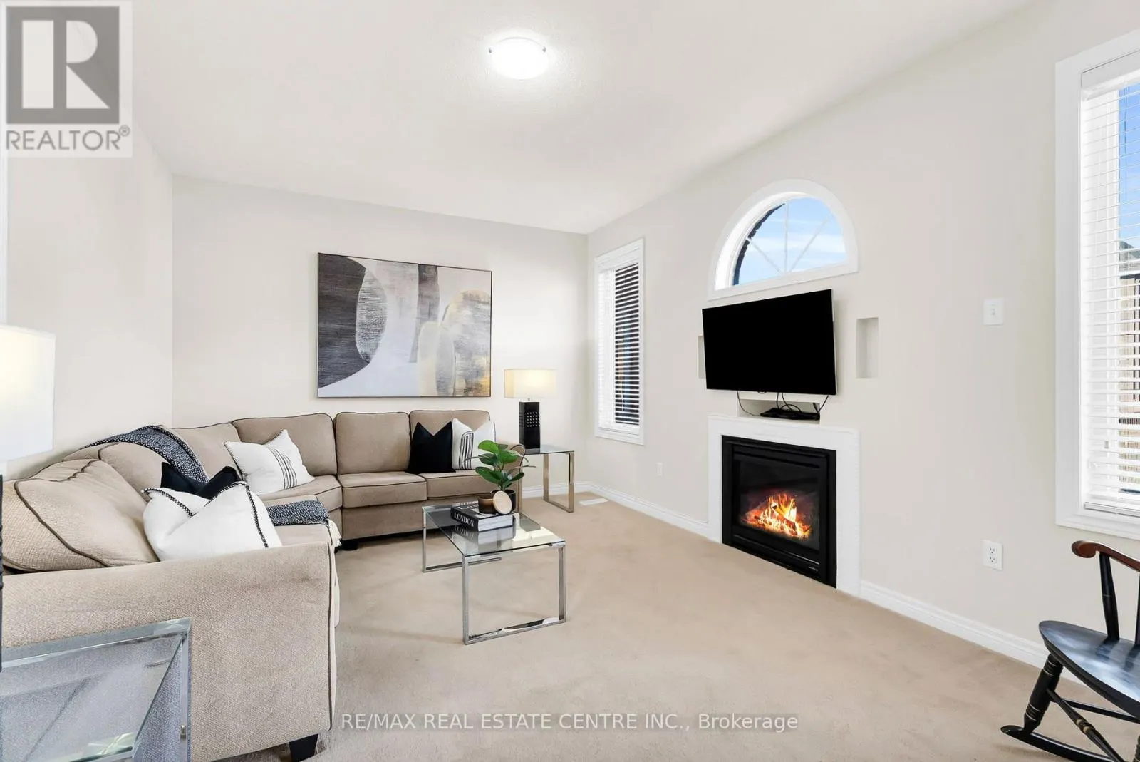 43 DELPHINIUM WAY