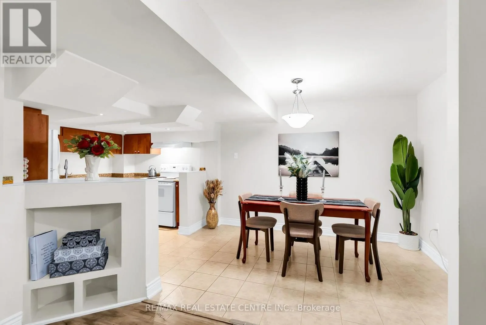 43 DELPHINIUM WAY