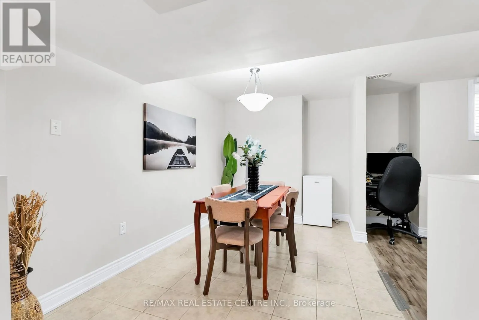 43 DELPHINIUM WAY