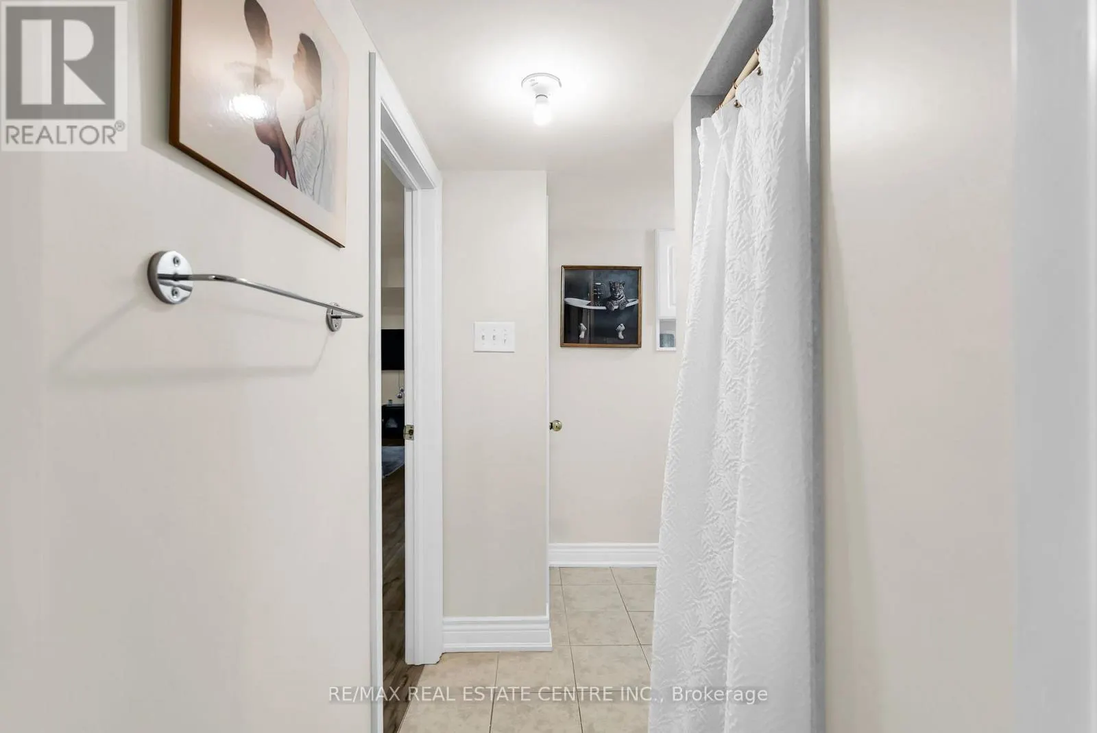 43 DELPHINIUM WAY