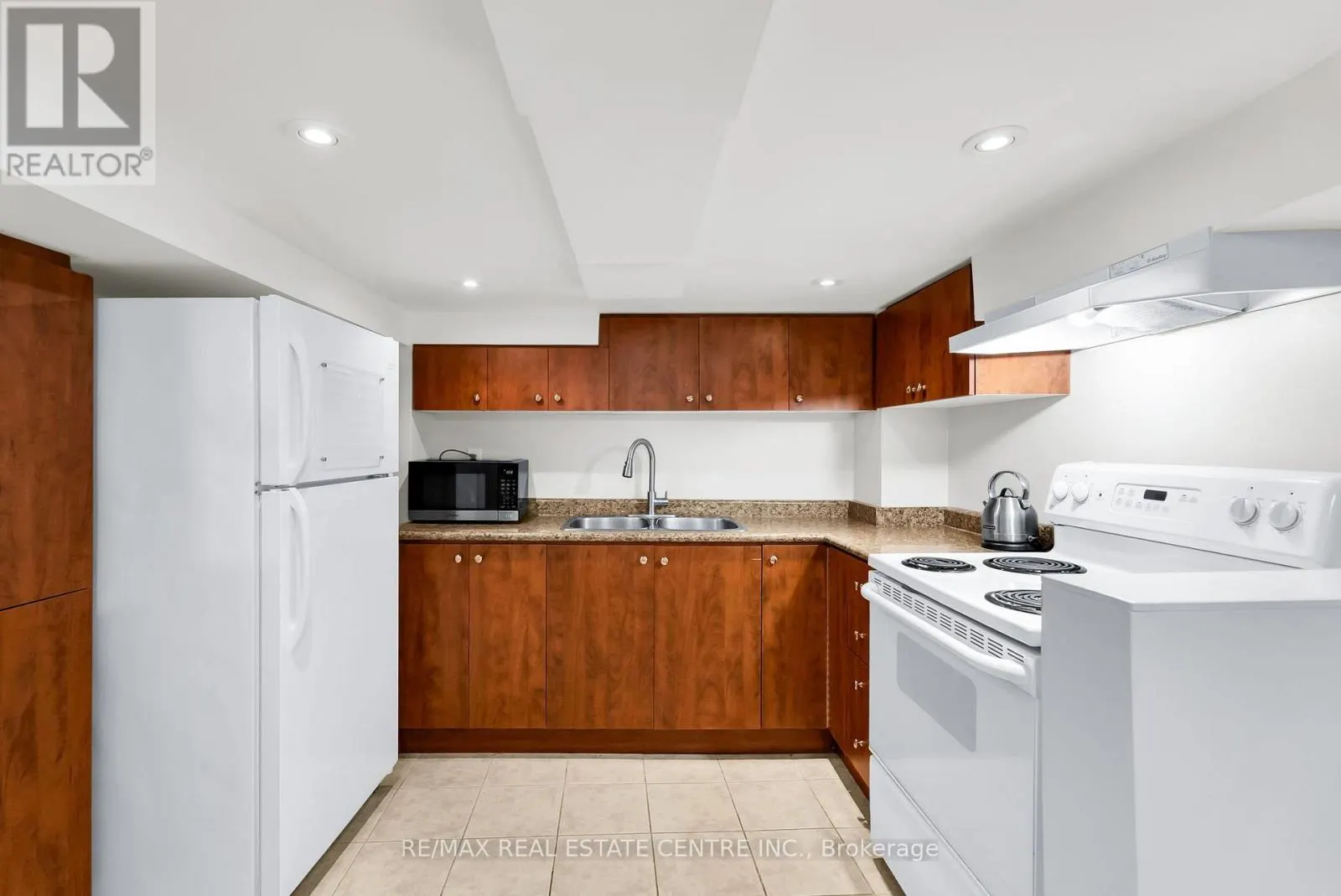 43 DELPHINIUM WAY