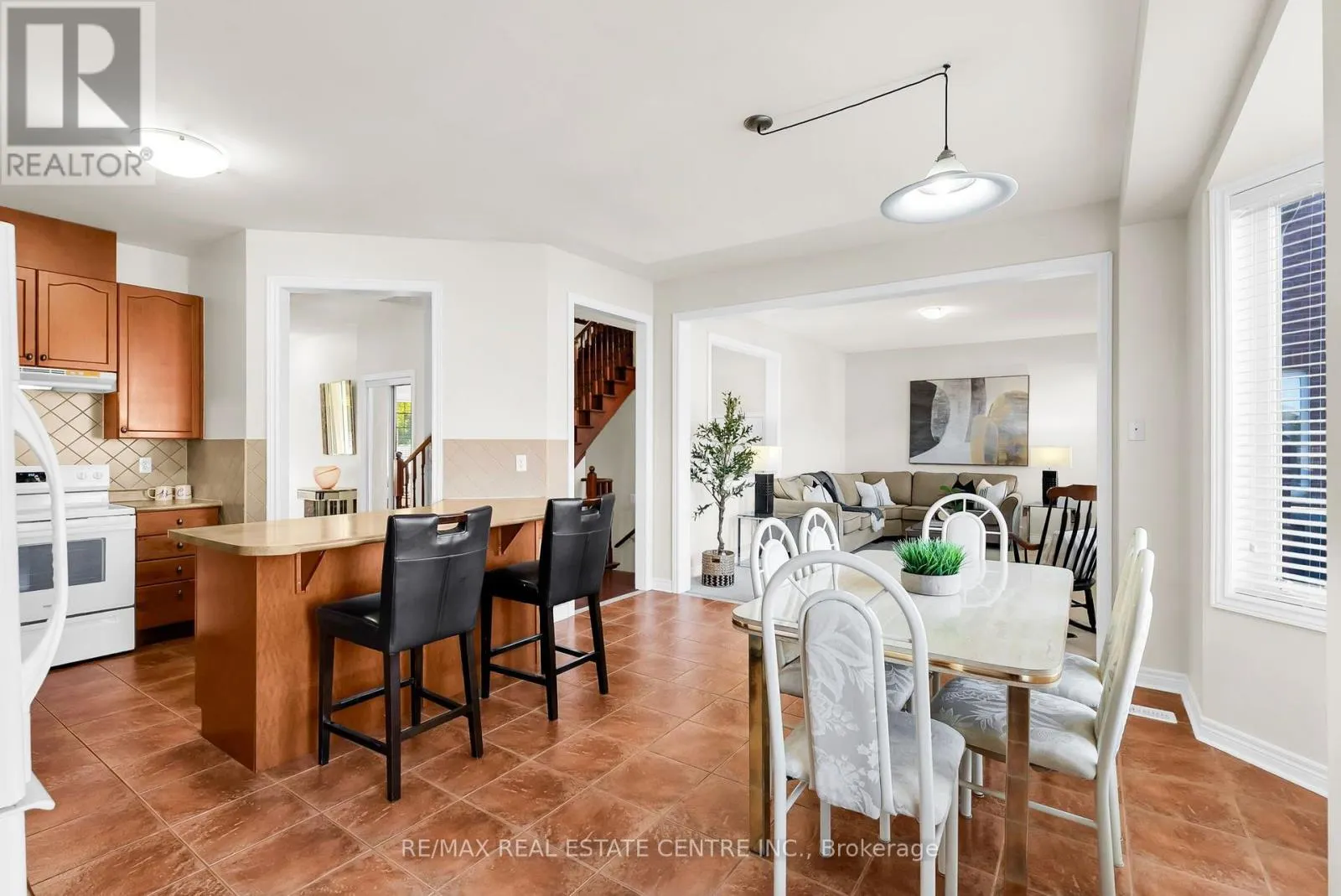 43 DELPHINIUM WAY