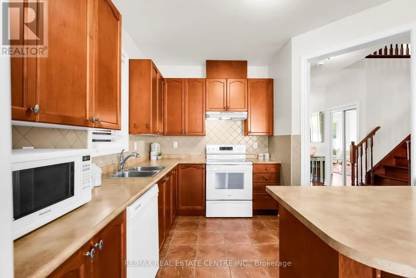 43 DELPHINIUM WAY