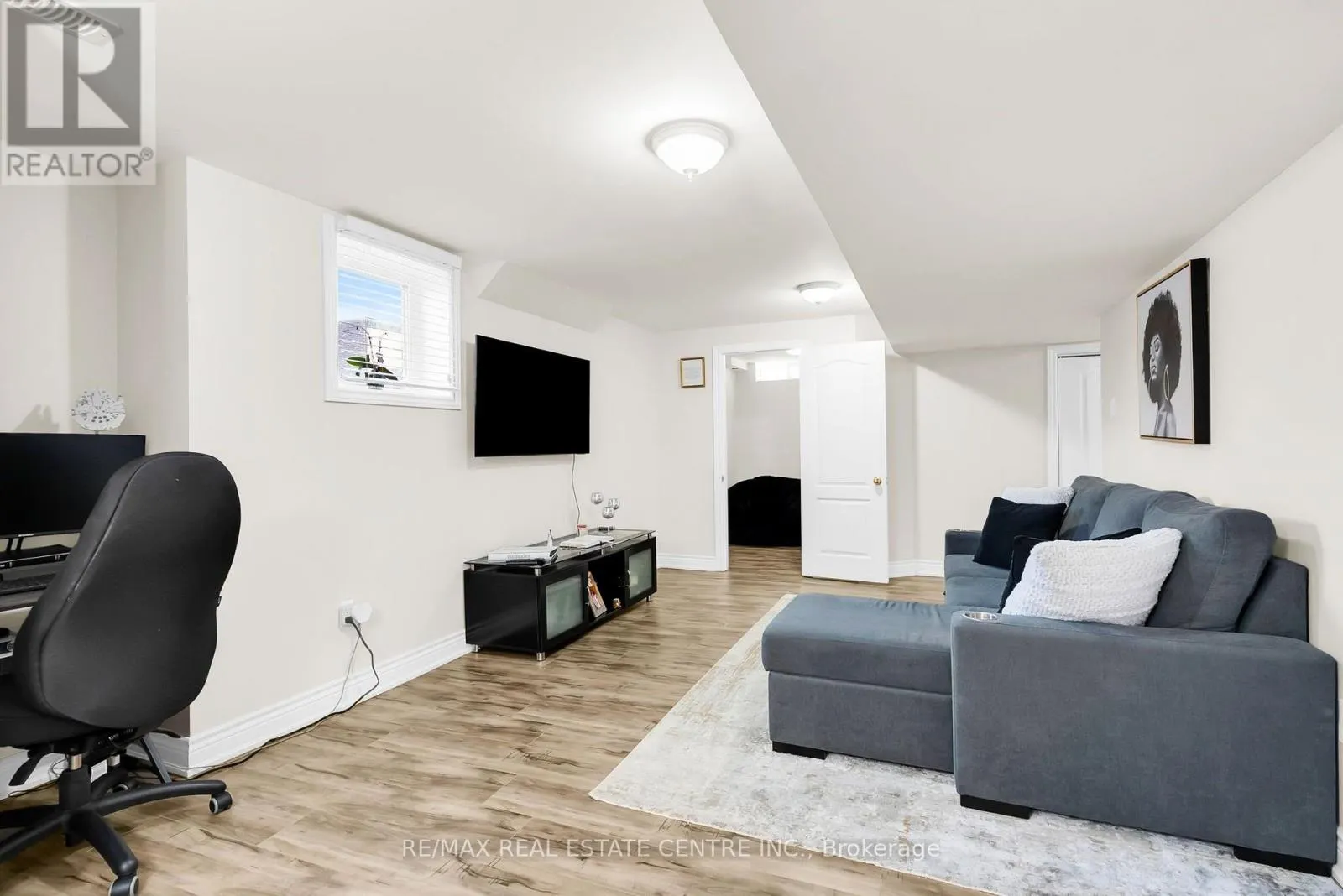 43 DELPHINIUM WAY