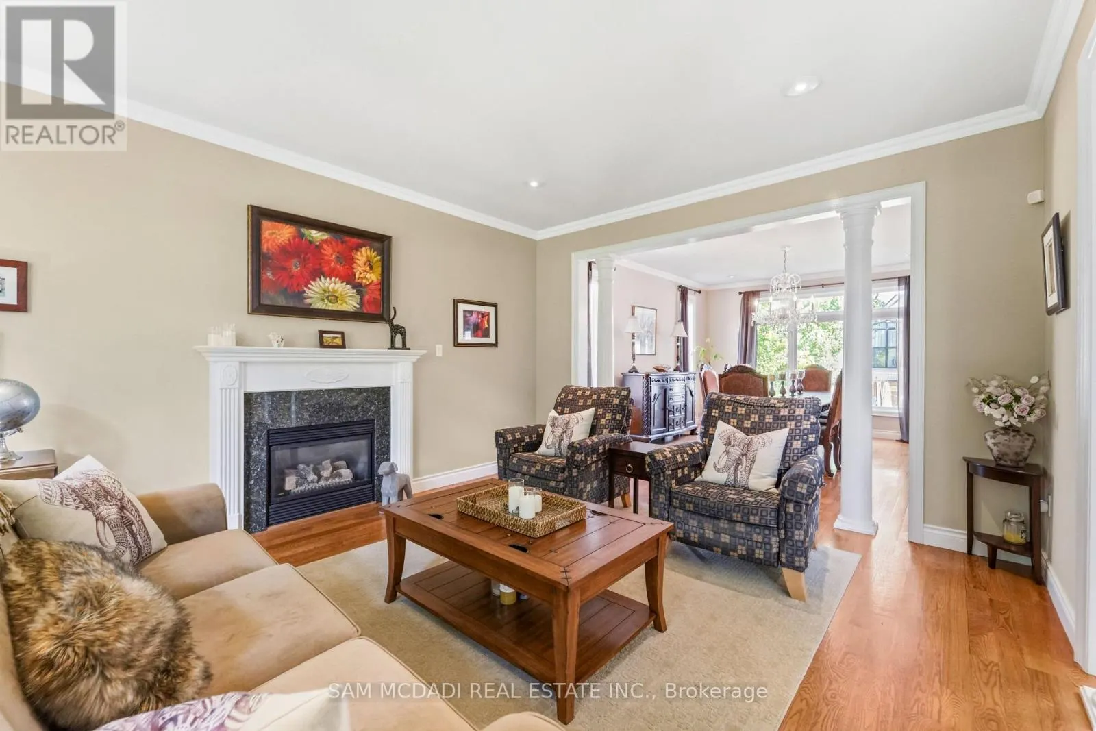 527 MEADOW WOOD ROAD