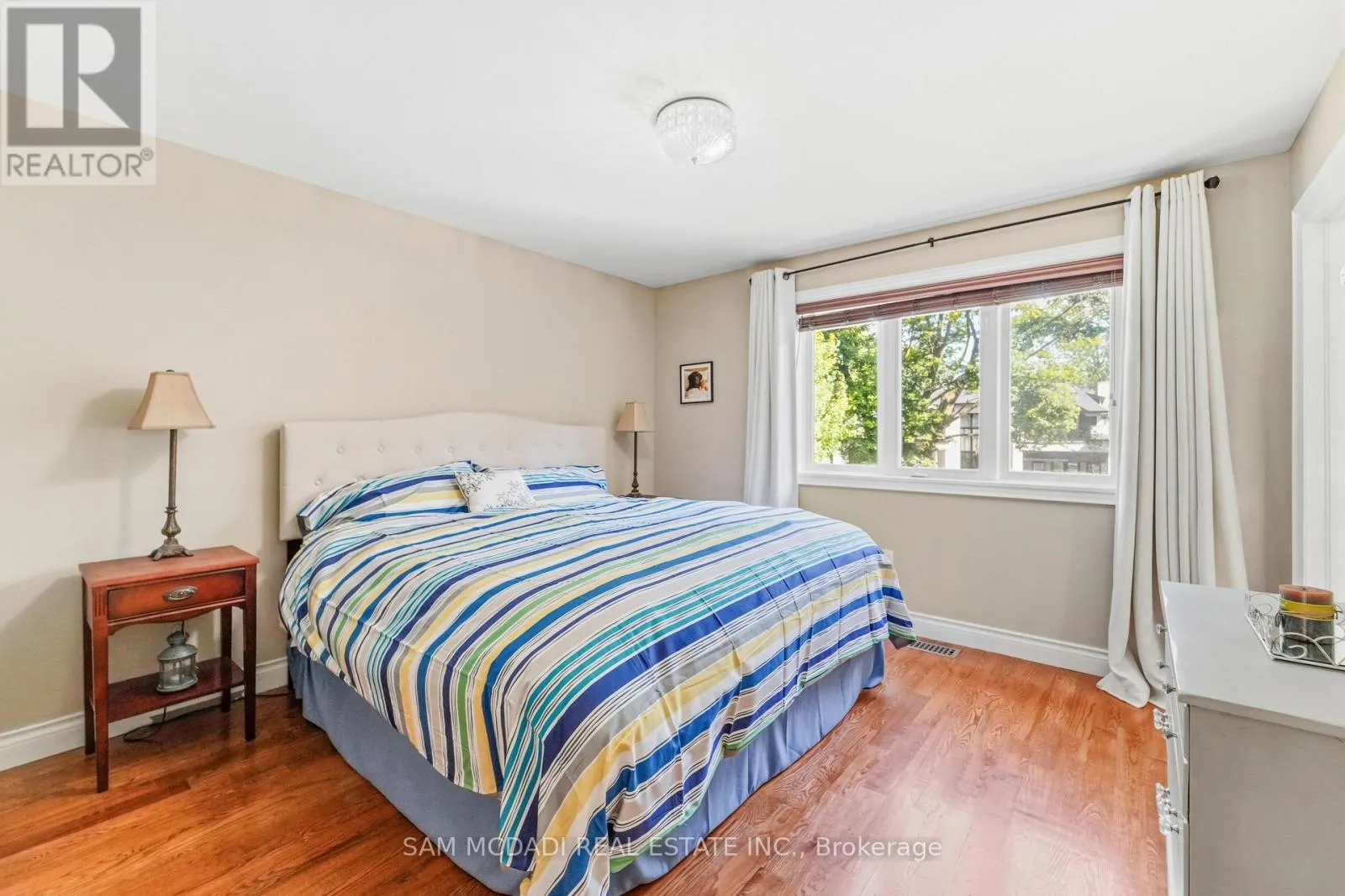 527 MEADOW WOOD ROAD