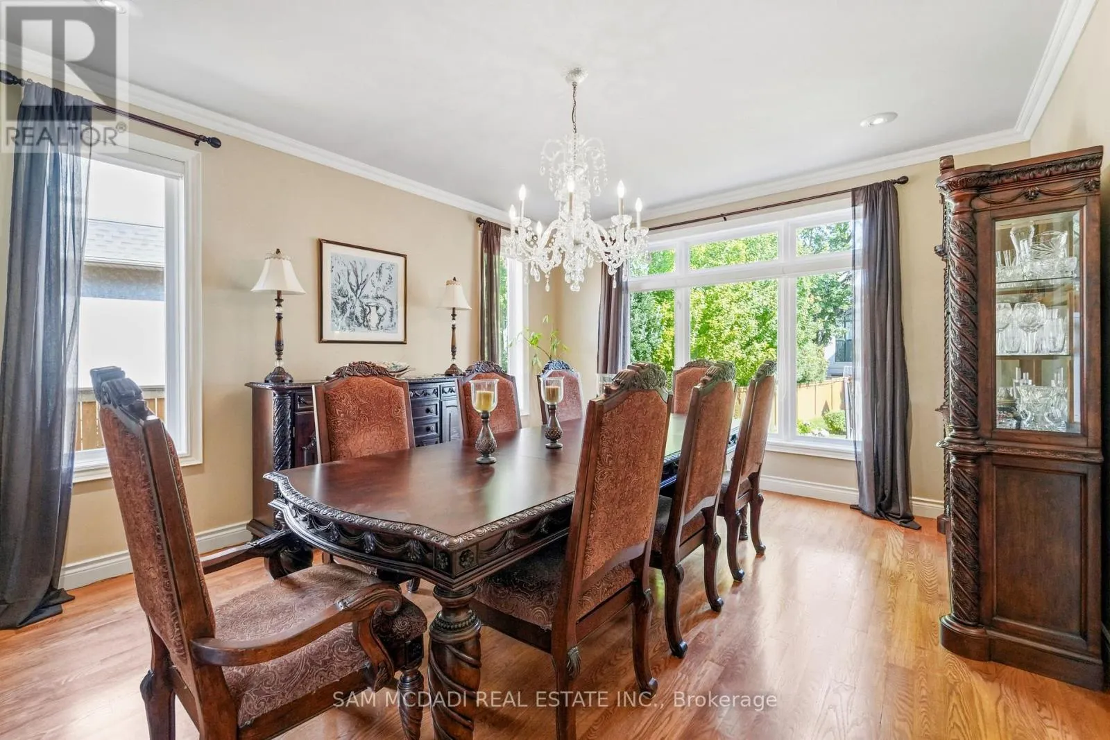 527 MEADOW WOOD ROAD