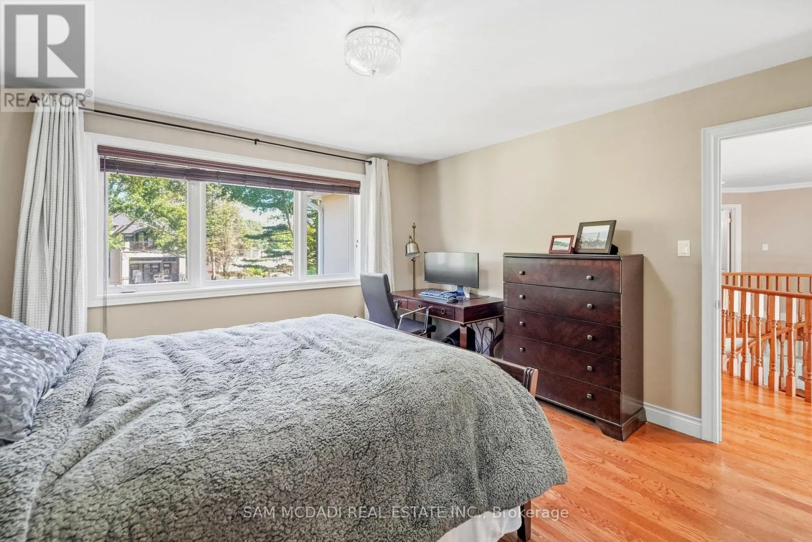 527 MEADOW WOOD ROAD