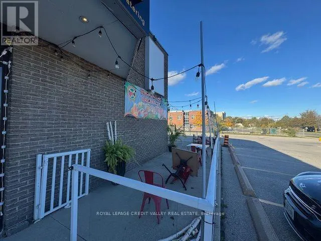 16 - 15 ALLAN DRIVE