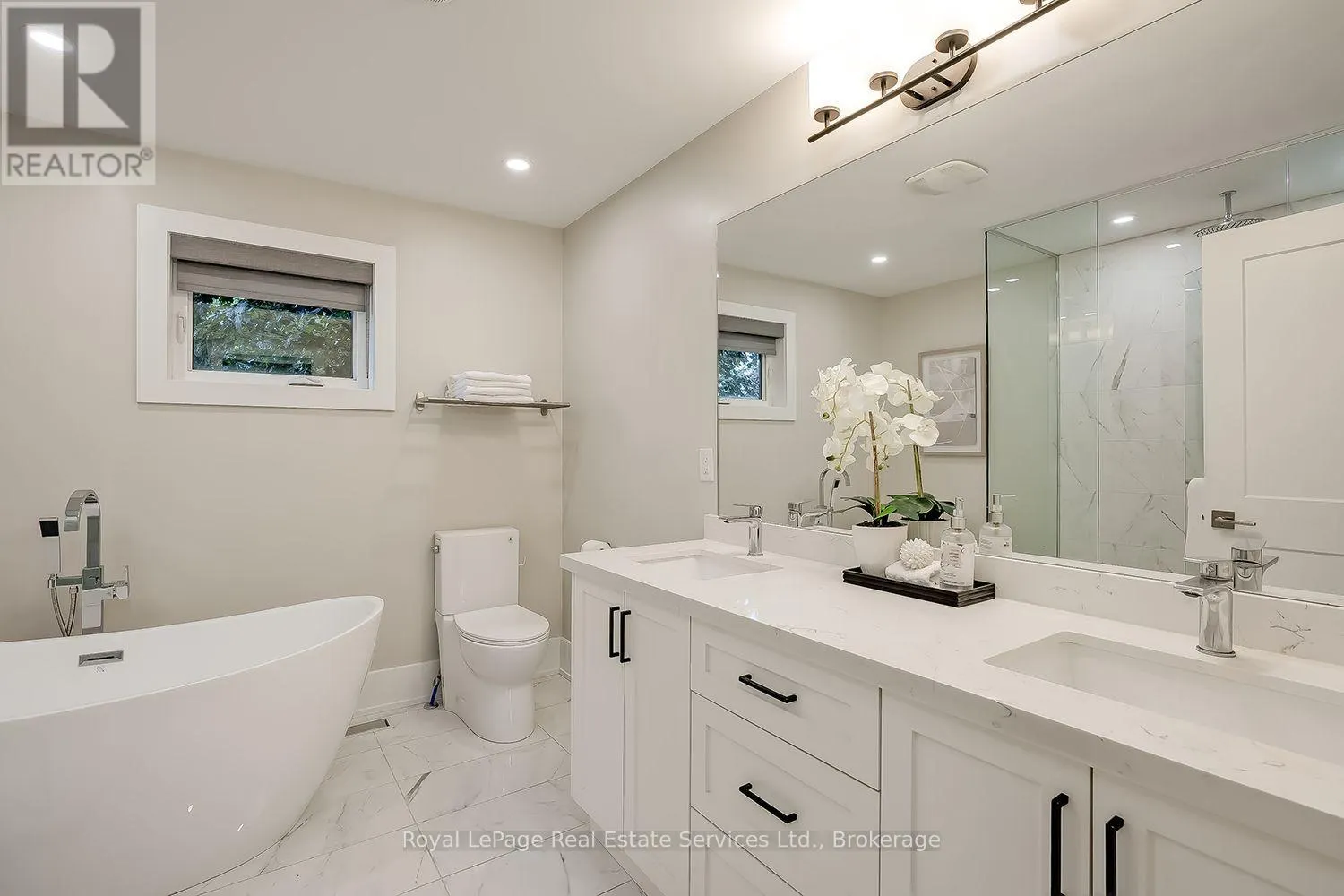 59 FAIRWOOD PLACE E