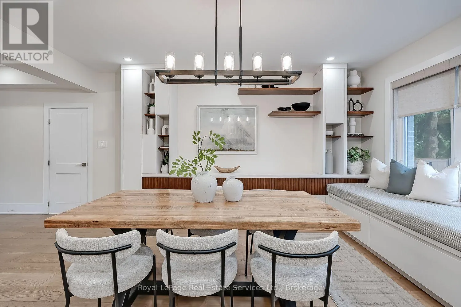 59 FAIRWOOD PLACE E