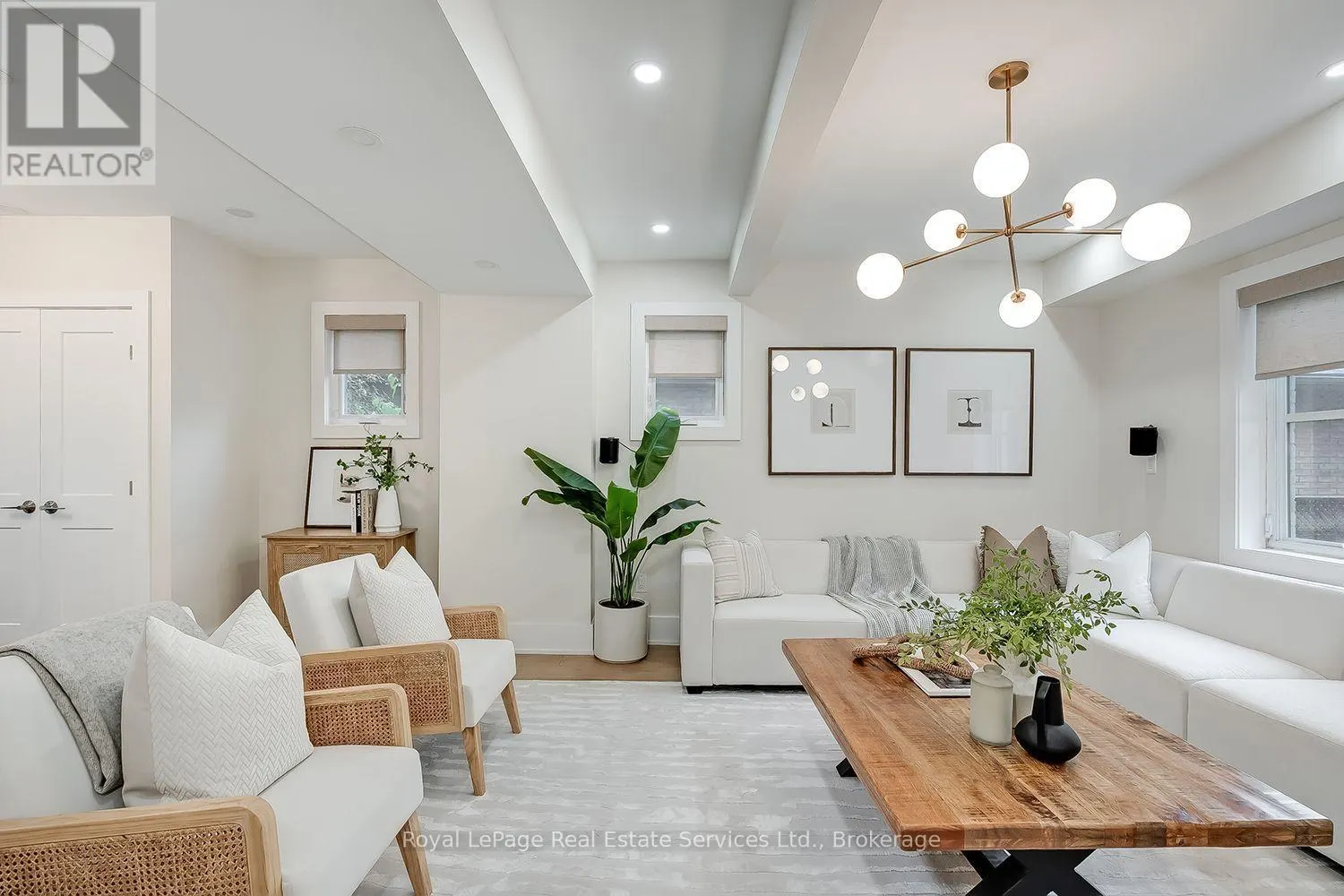 59 FAIRWOOD PLACE E