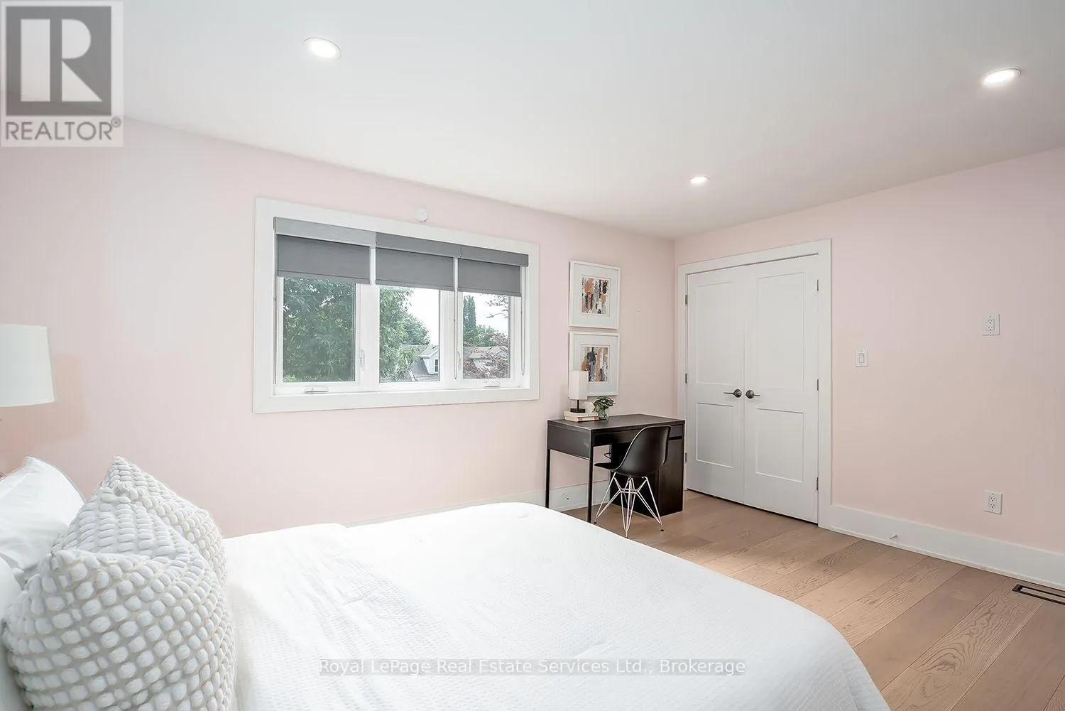 59 FAIRWOOD PLACE E