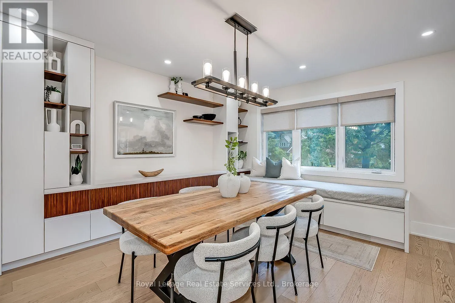 59 FAIRWOOD PLACE E
