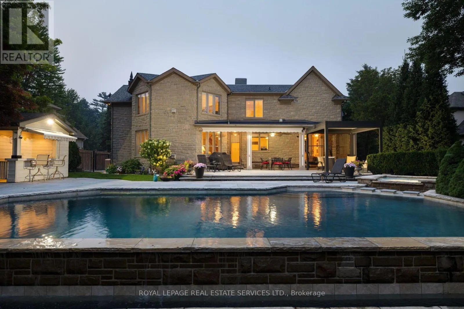 70 SHOREWOOD PLACE