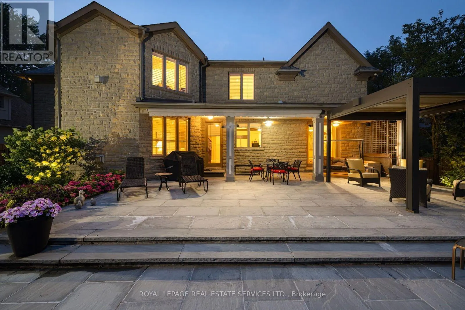 70 SHOREWOOD PLACE