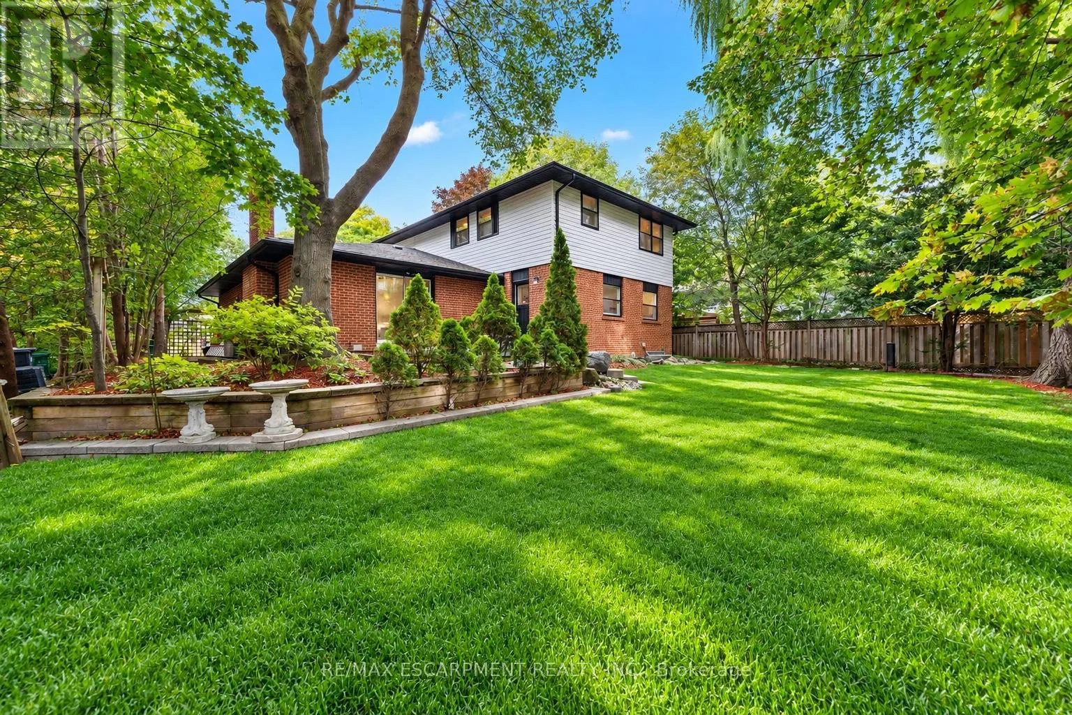 786 EDISTEL CRESCENT