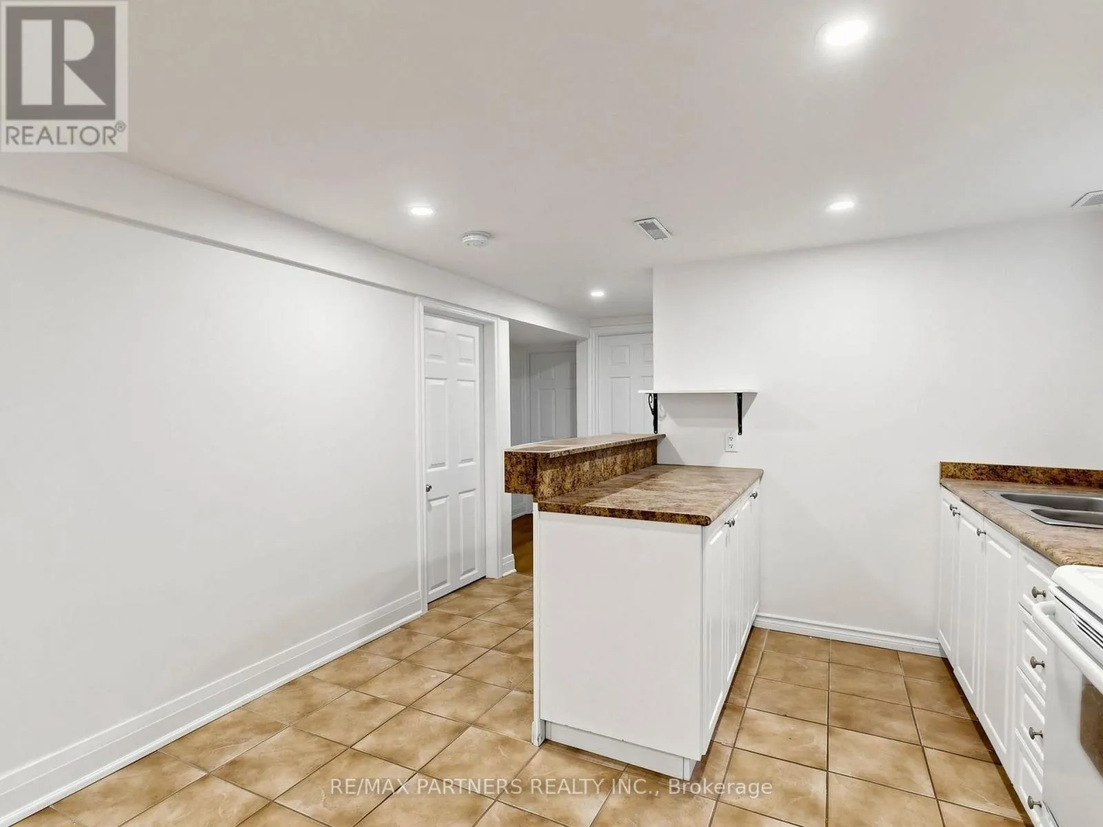 35 CULHAM STREET