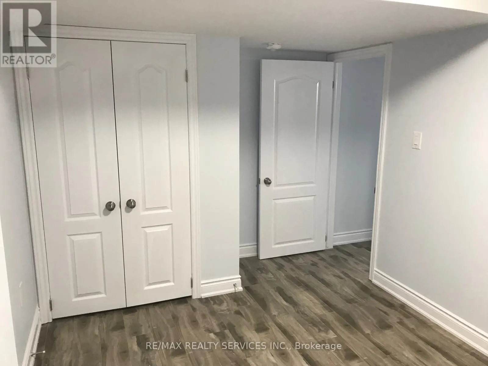 5 NIMROD CRESCENT