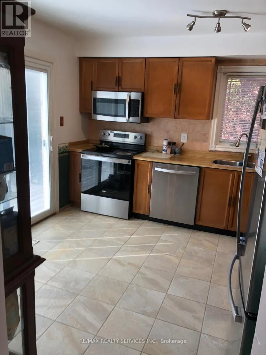 5 NIMROD CRESCENT