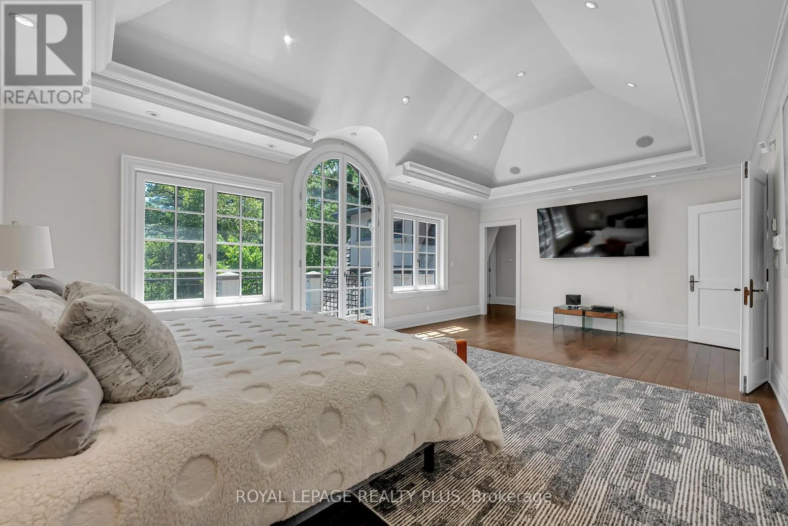 1476 CARMEN DRIVE