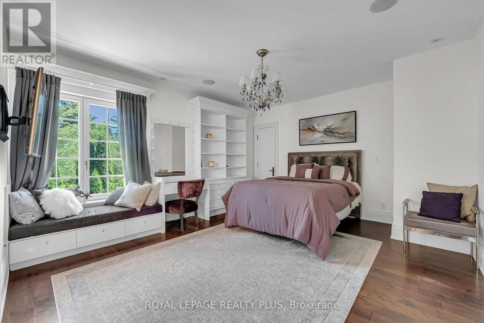 1476 CARMEN DRIVE