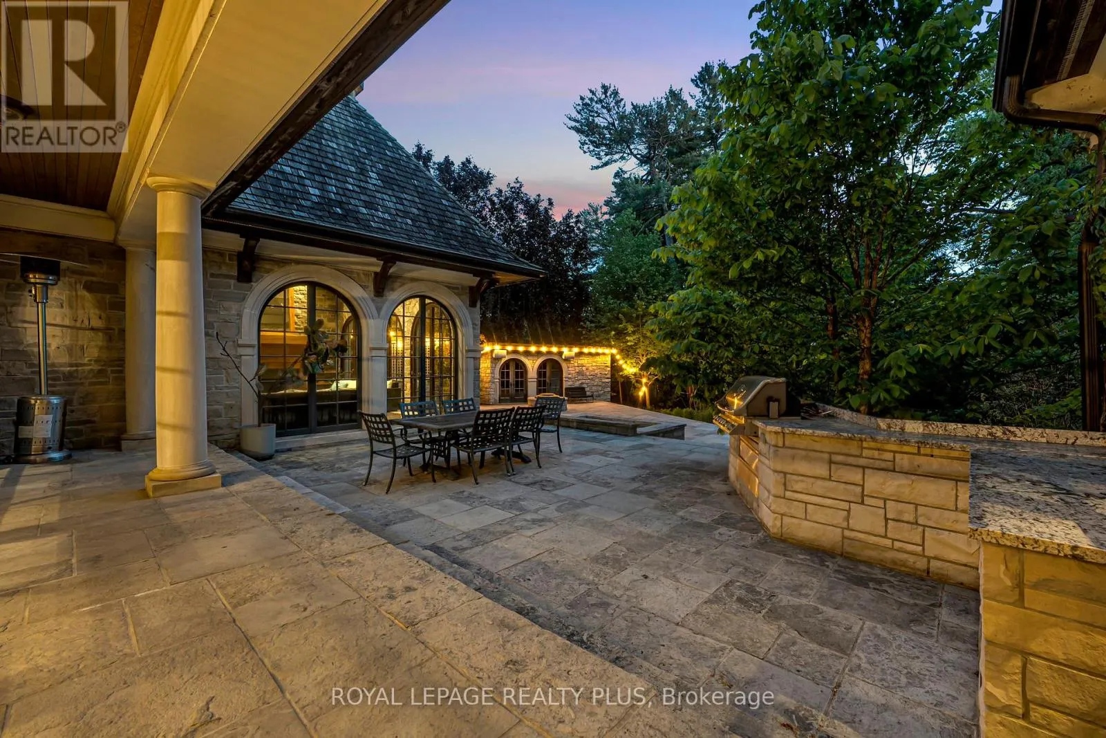 1476 CARMEN DRIVE