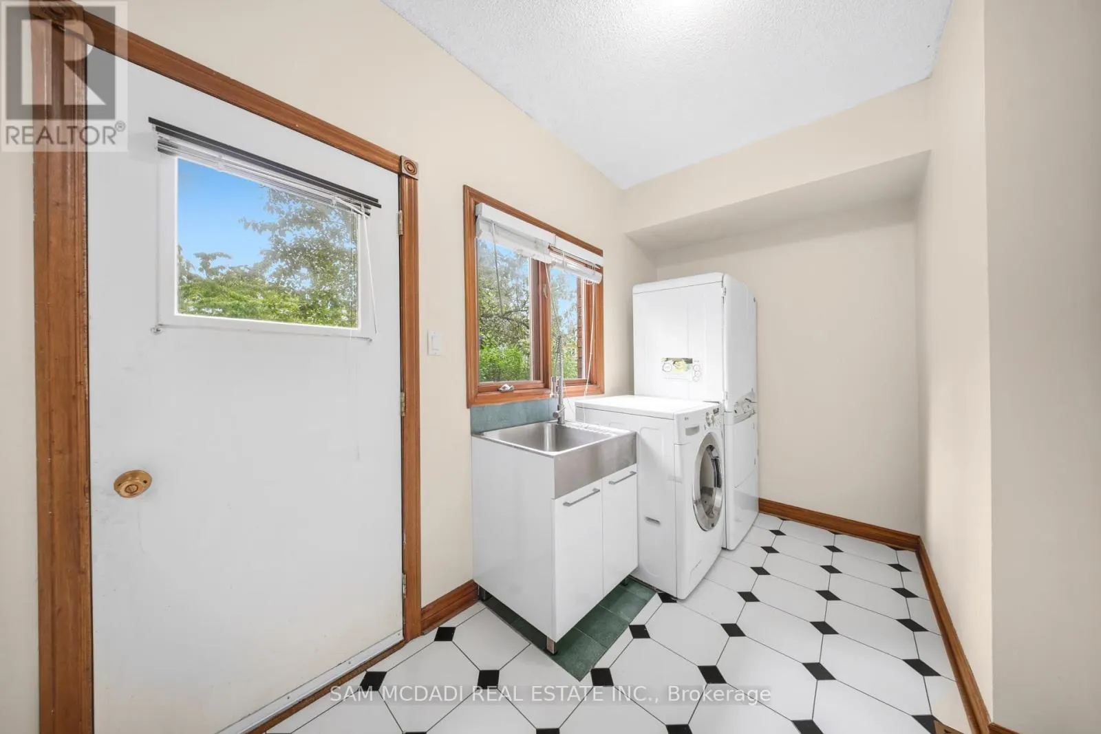 5109 ELDERVIEW COURT