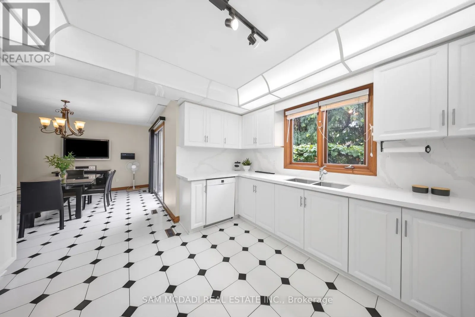 5109 ELDERVIEW COURT