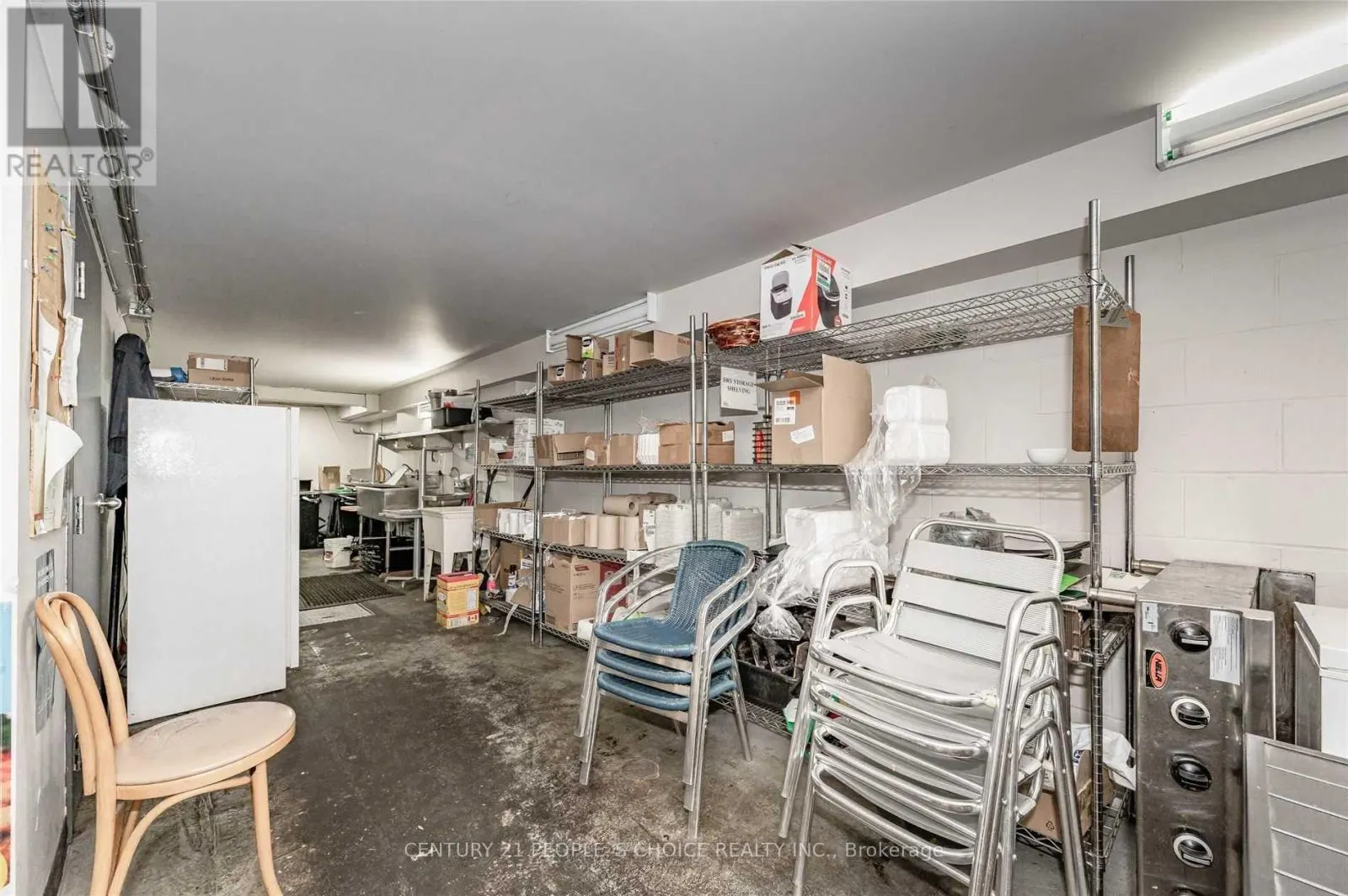 337 LAKESHORE ROAD E