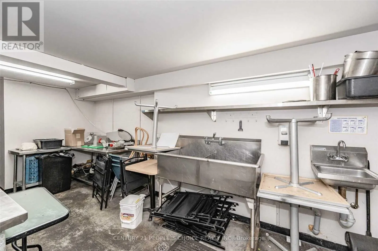 337 LAKESHORE ROAD E