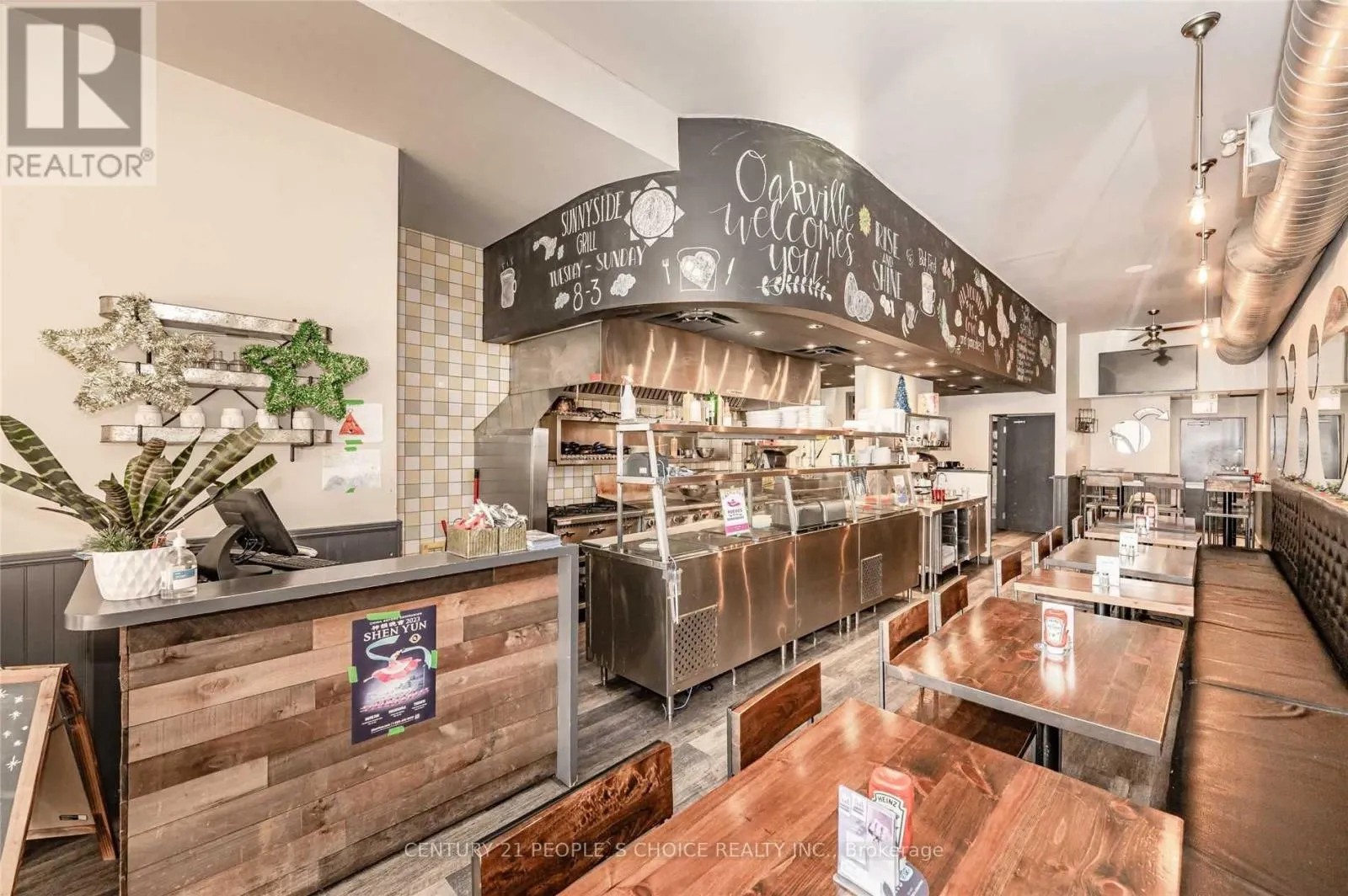 337 LAKESHORE ROAD E