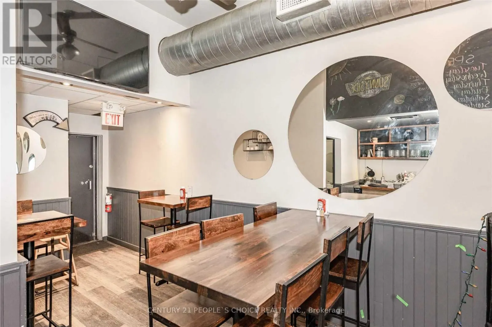 337 LAKESHORE ROAD E