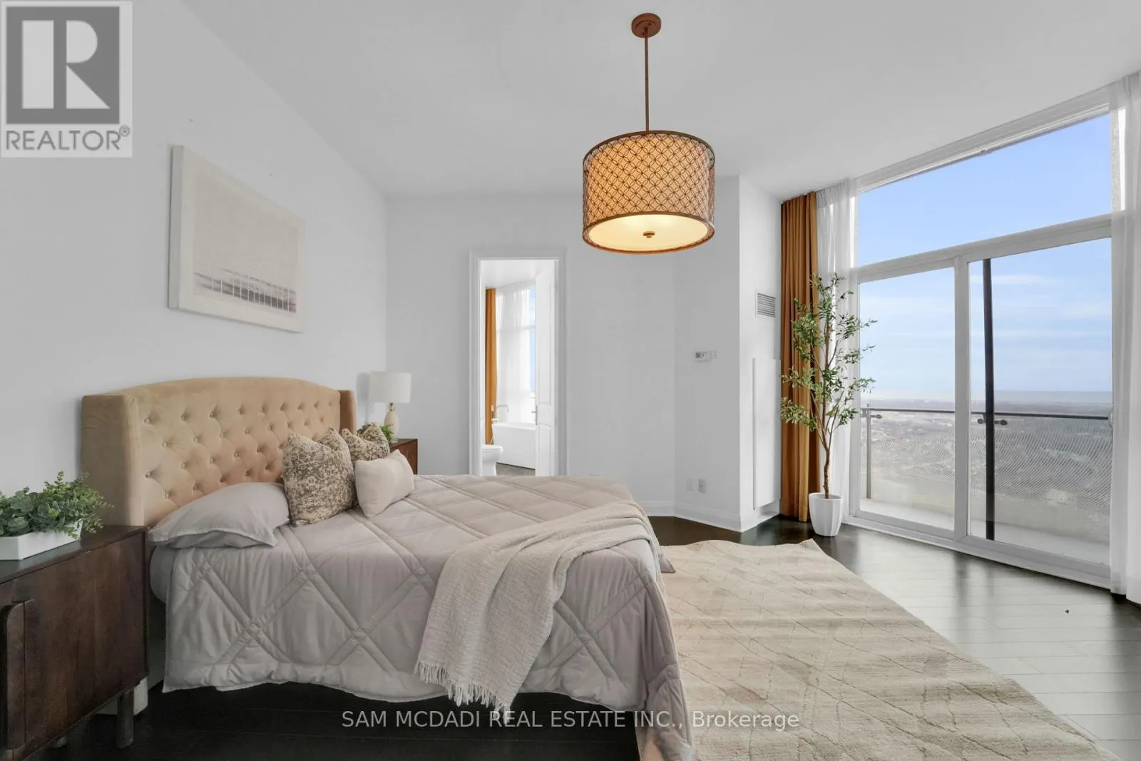 PH3 - 50 ABSOLUTE AVENUE