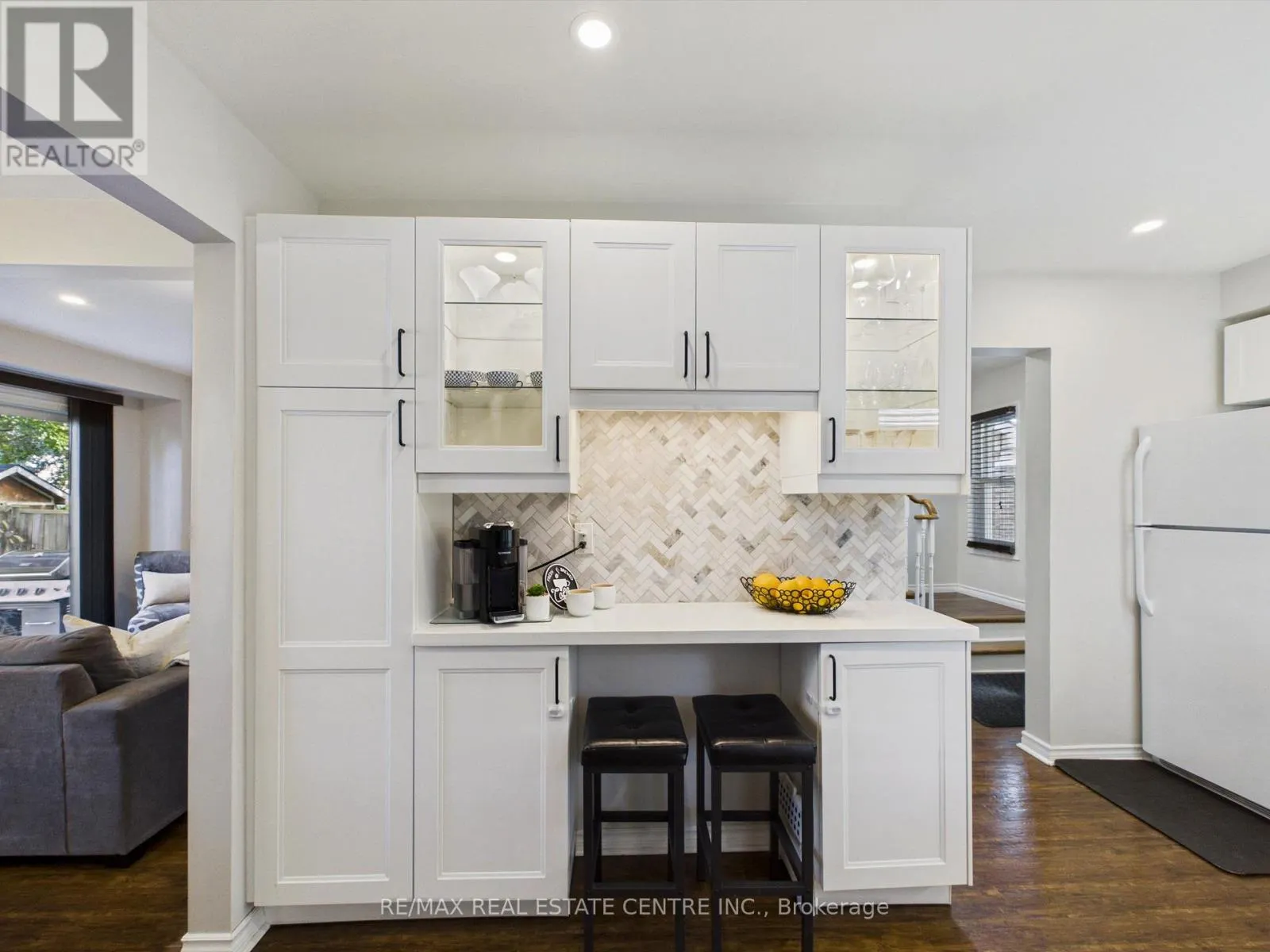 68 AURORA PLACE