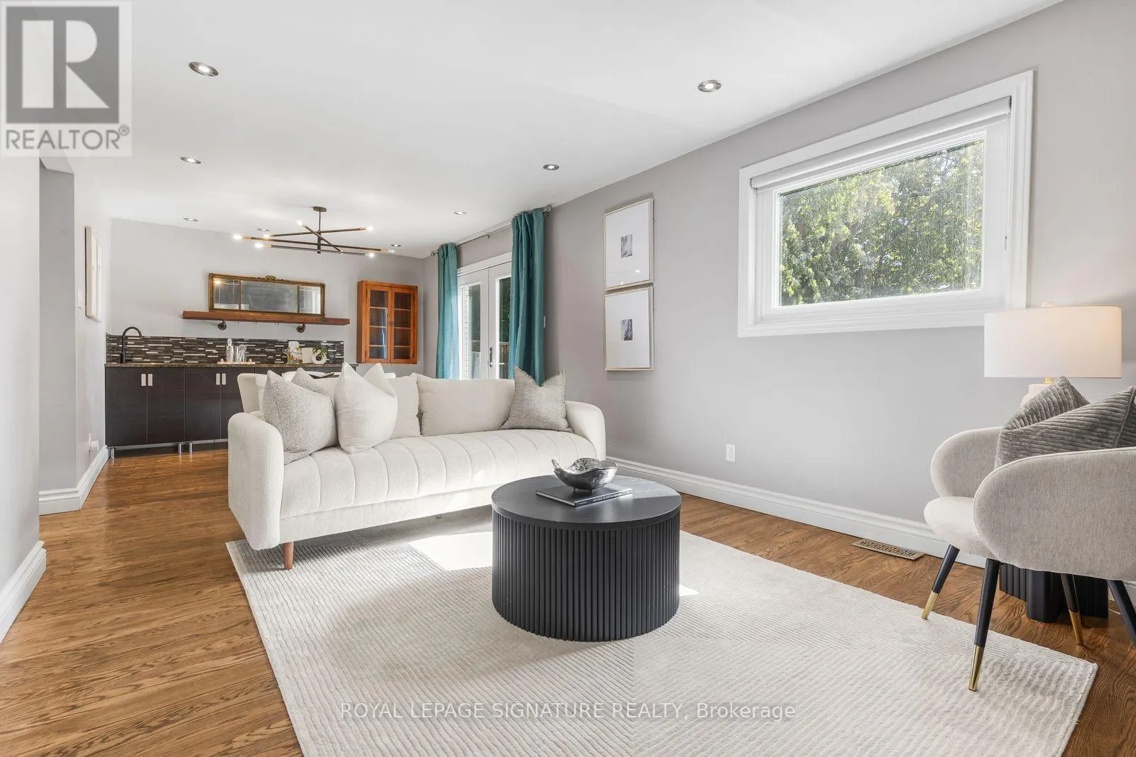 72 CAVENDISH CRESCENT