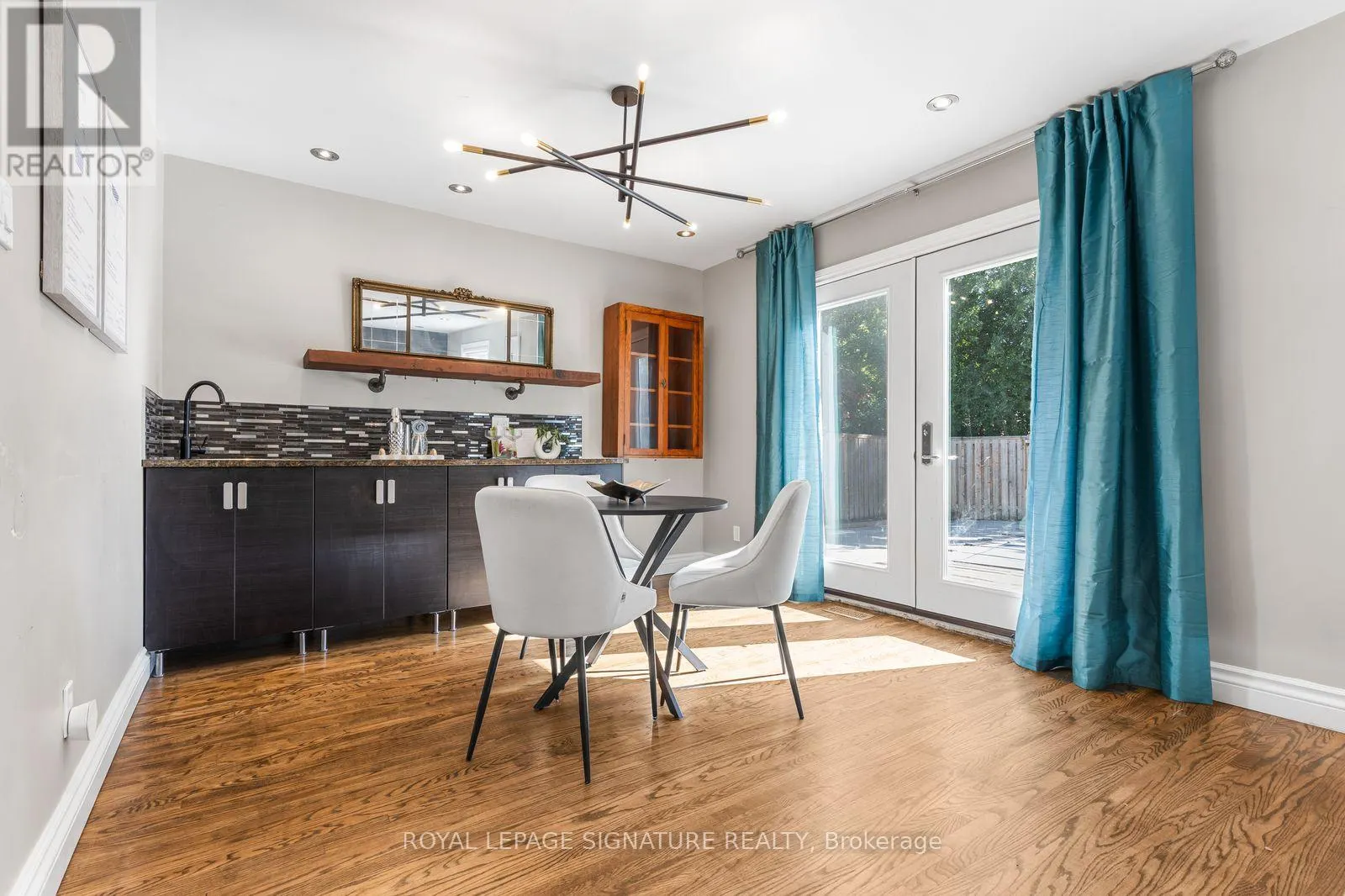 72 CAVENDISH CRESCENT