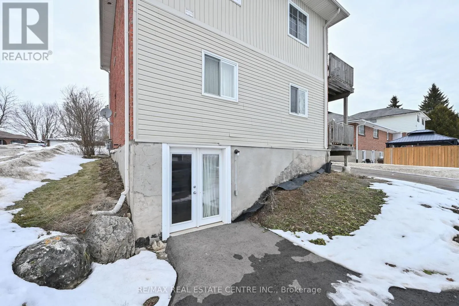 300 A BROADWAY