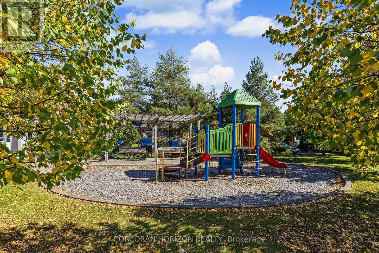 14 - 2871 DARIEN ROAD
