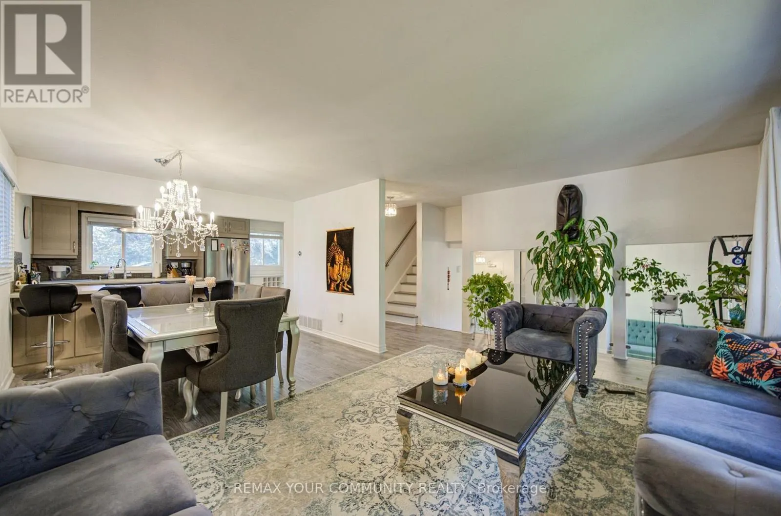 3205 MARTINS PINE COURT