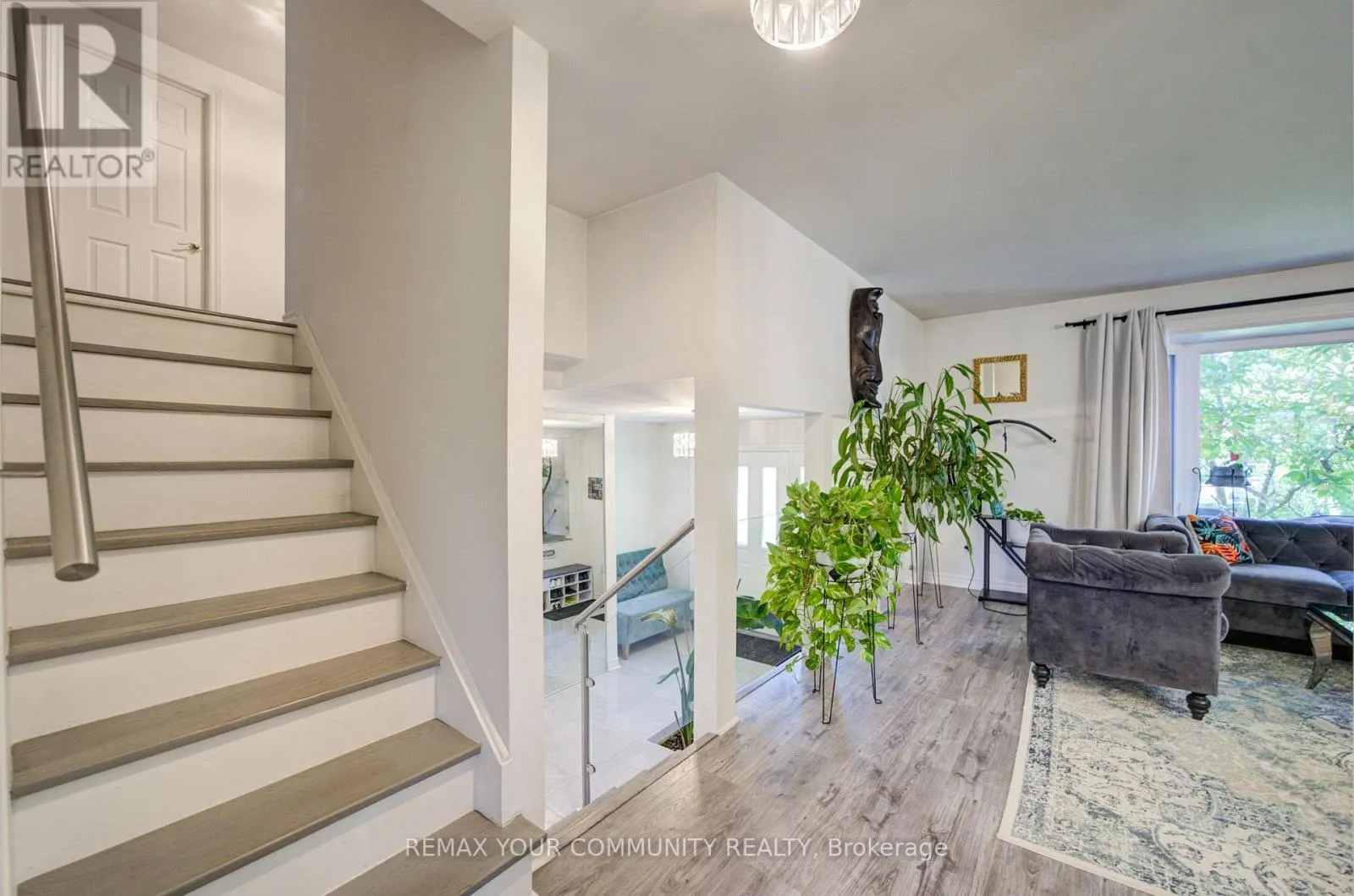 3205 MARTINS PINE COURT