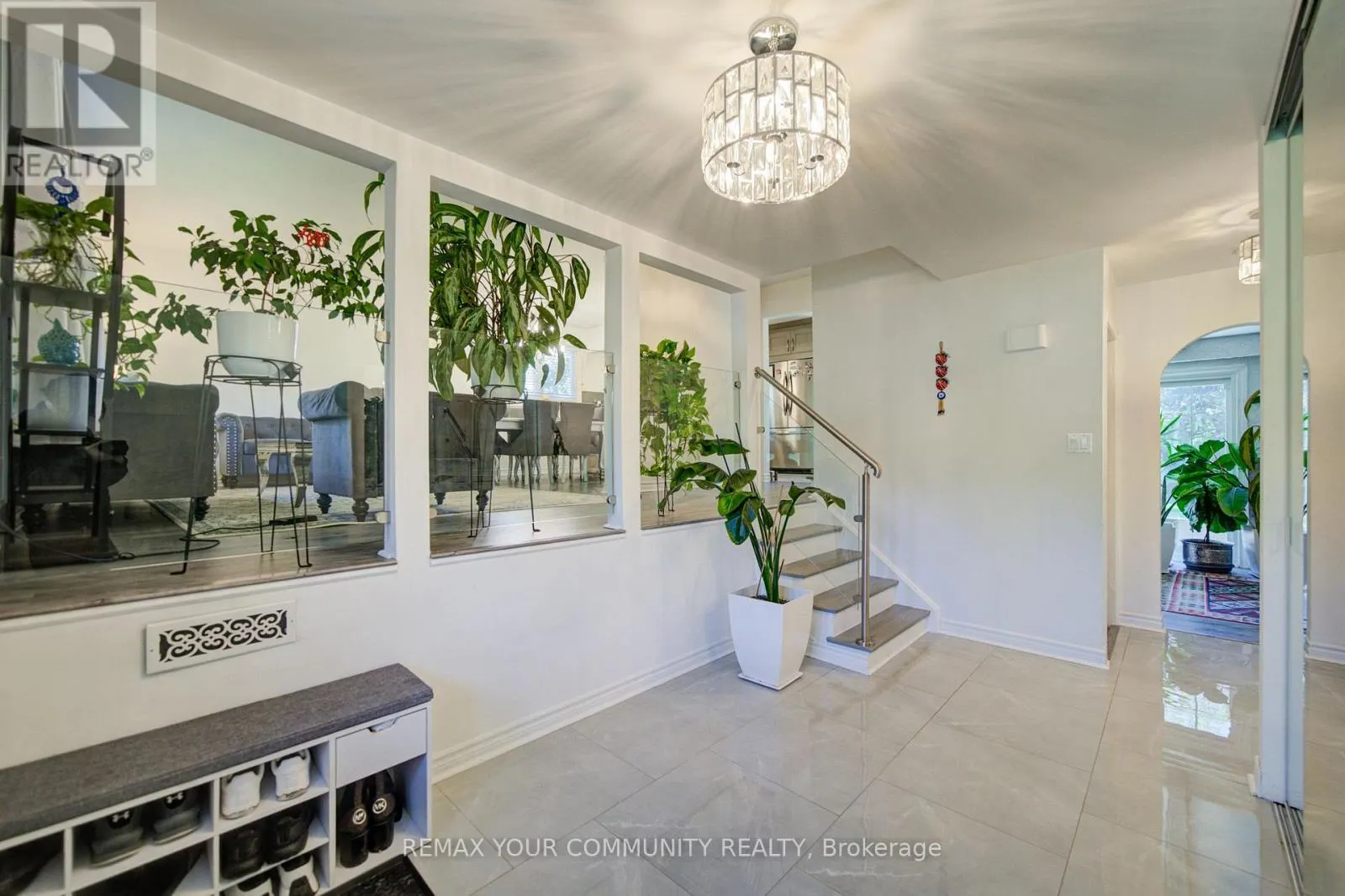 3205 MARTINS PINE COURT