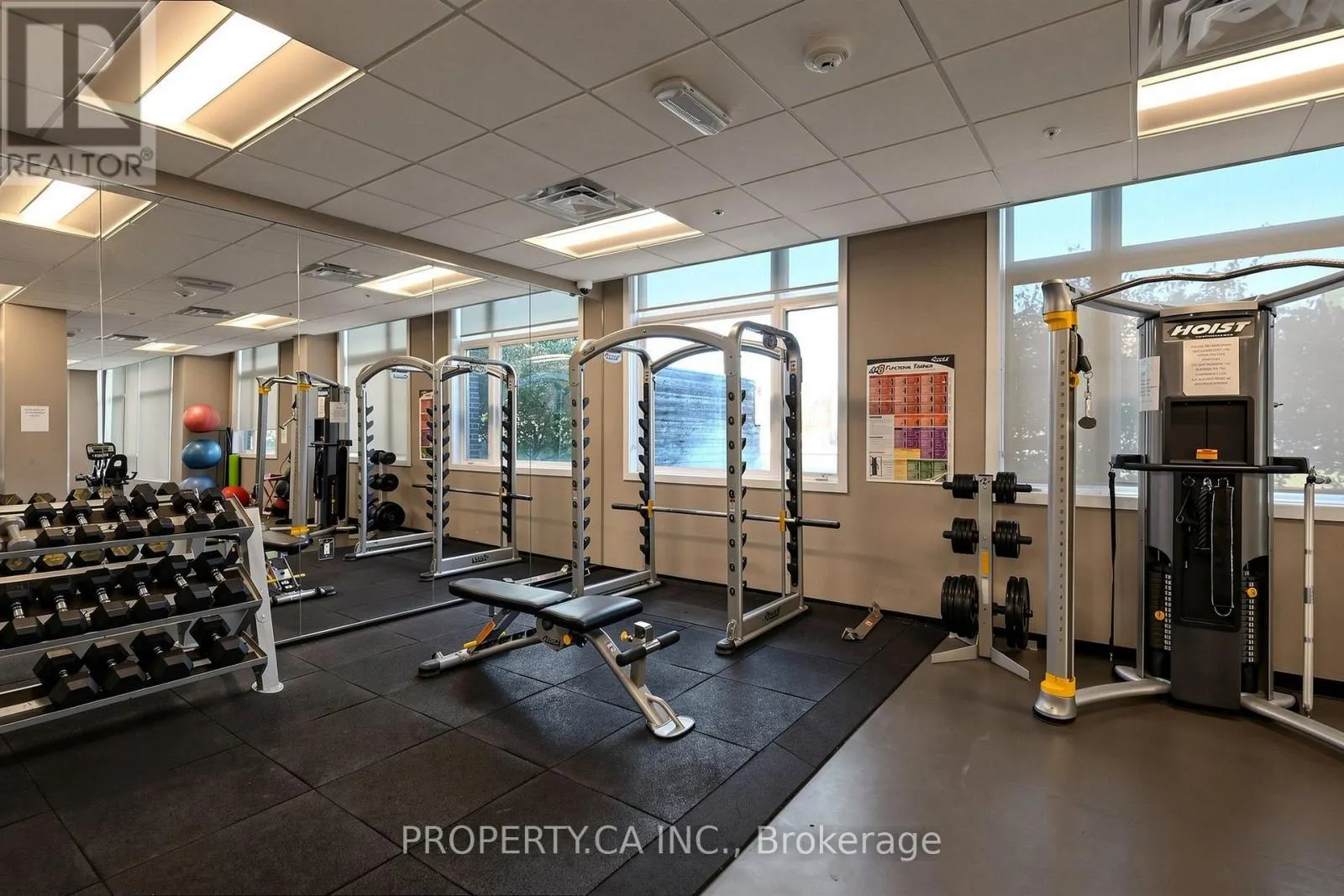 221 - 457 PLAINS ROAD E