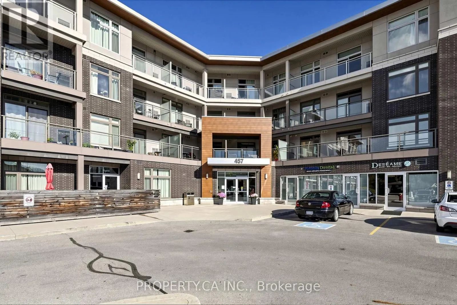 221 - 457 PLAINS ROAD E