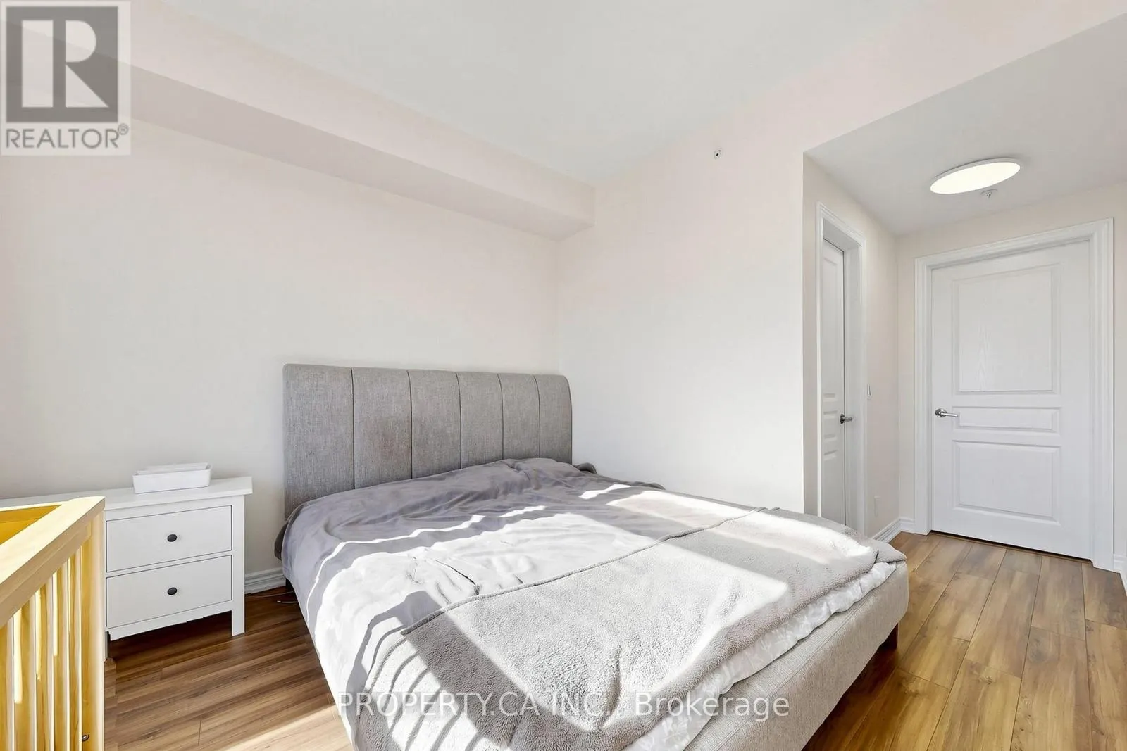 221 - 457 PLAINS ROAD E