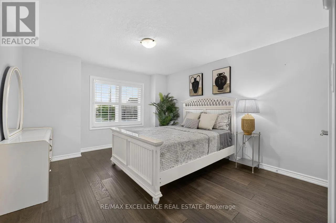 451 BRISDALE DRIVE